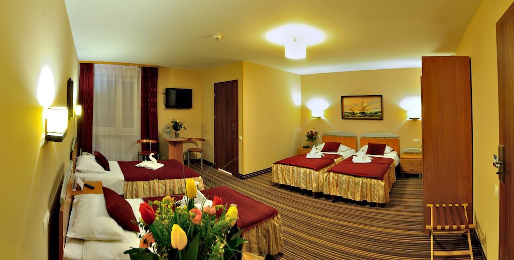 Hotel Partner Mińsk Mazowiecki Zimmer foto